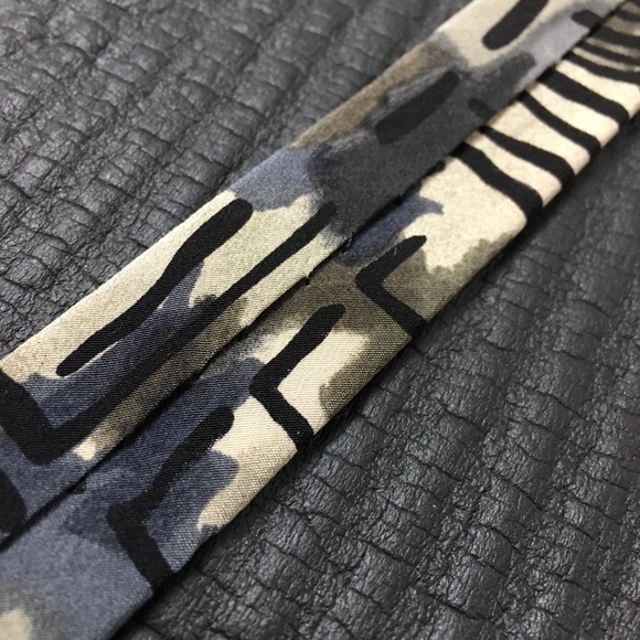 Jerry Garcia Multicolor Pattern Mens Tie - Picture 7 of 8